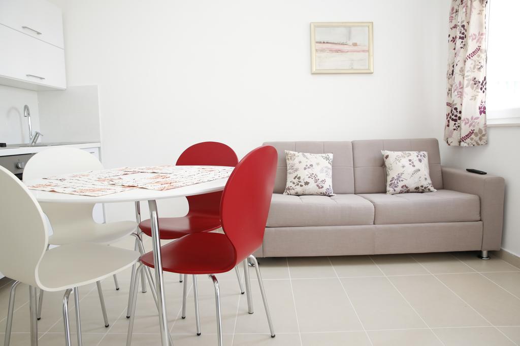 Apartment Udovicic Vodice Habitación foto