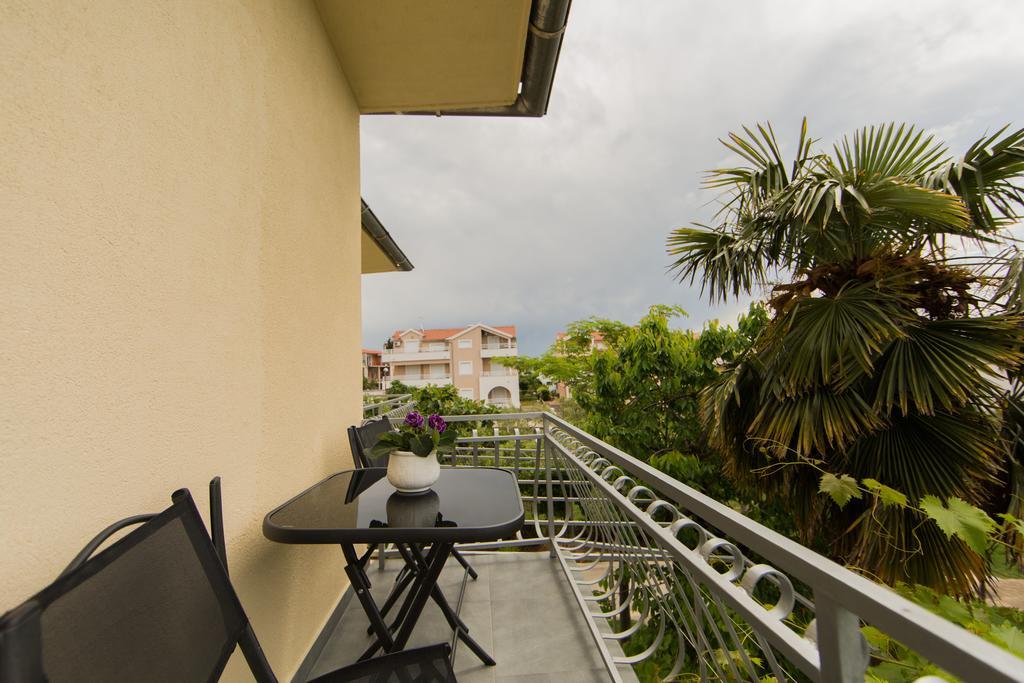 Apartment Udovicic Vodice Habitación foto
