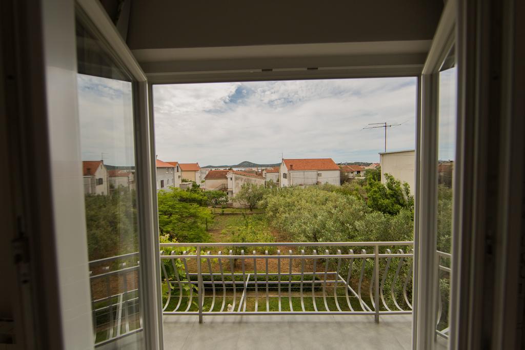 Apartment Udovicic Vodice Habitación foto