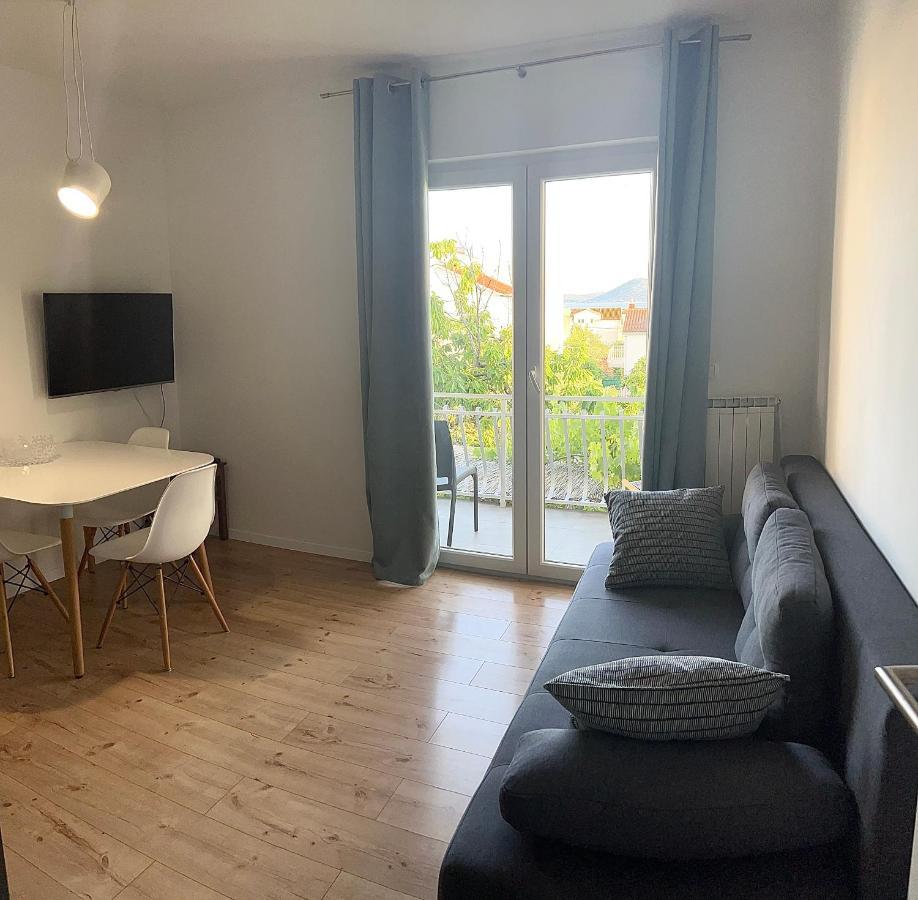 Apartment Udovicic Vodice Exterior foto